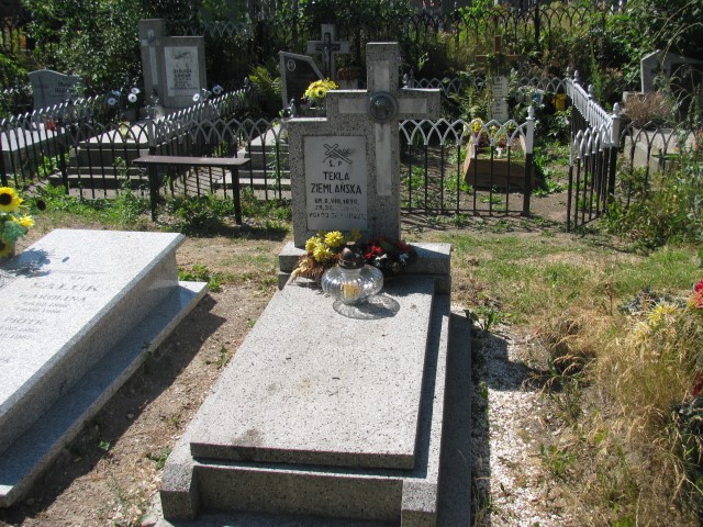 Tekla Ziemlańska 1890 Legnica - Grobonet - Wyszukiwarka osób pochowanych