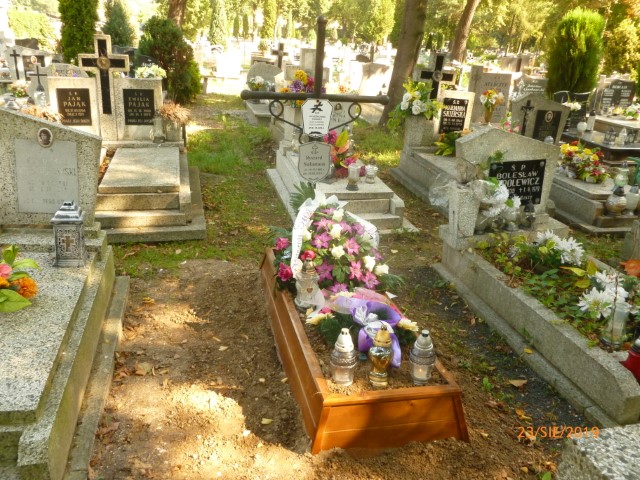 Grób Ryszard Salamon