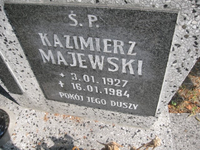 Celina Majewska 1957 Legnica - Grobonet - Wyszukiwarka osób pochowanych