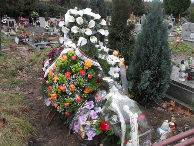 Grób Irena Buszczak