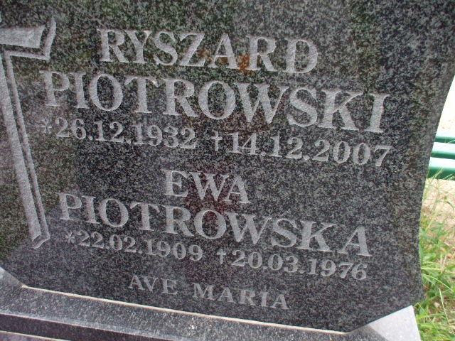 Ryszard Piotrowski 1932 Legnica - Grobonet - Wyszukiwarka osób pochowanych