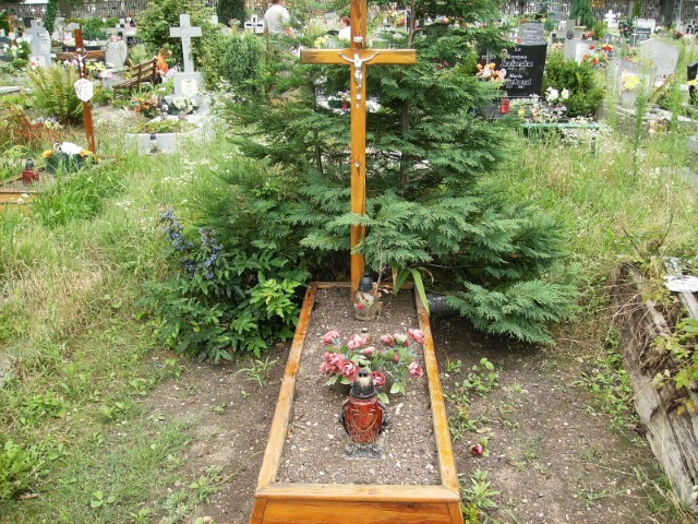 Mirosław Skuratowicz 1958 Legnica - Grobonet - Wyszukiwarka osób pochowanych