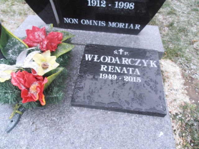 Renata Włodarczyk 1949 Legnica - Grobonet - Wyszukiwarka osób pochowanych