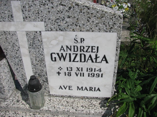 Wiesław Piotrowski 1947 Legnica - Grobonet - Wyszukiwarka osób pochowanych