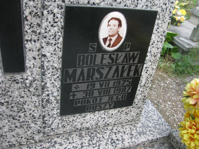 Leszek Marszałek 1954 Legnica - Grobonet - Wyszukiwarka osób pochowanych