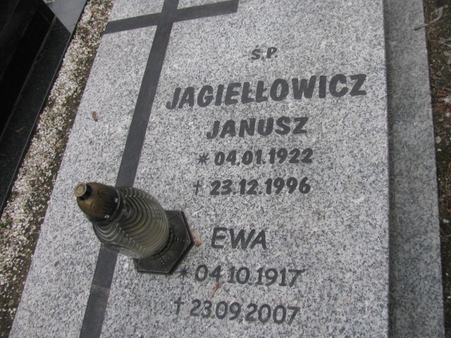 Janusz Jagiełłowicz 1922 Legnica - Grobonet - Wyszukiwarka osób pochowanych