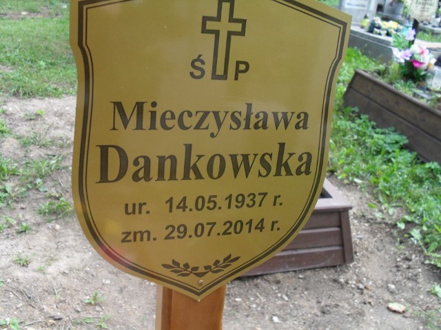  NN Legnica - Grobonet - Wyszukiwarka osób pochowanych