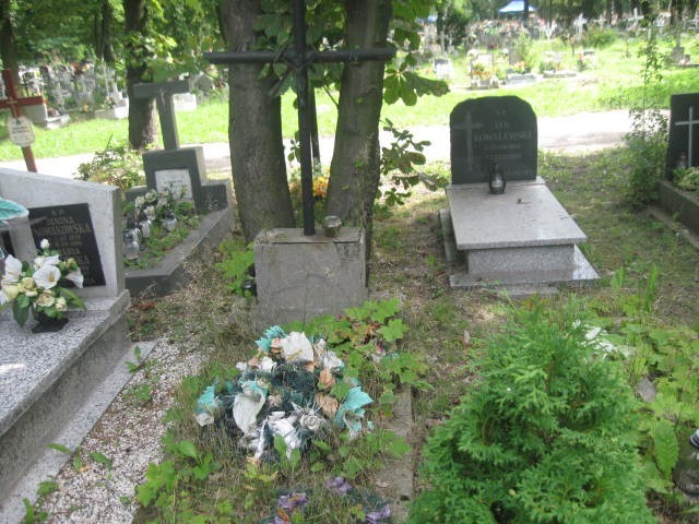  NN Legnica - Grobonet - Wyszukiwarka osób pochowanych