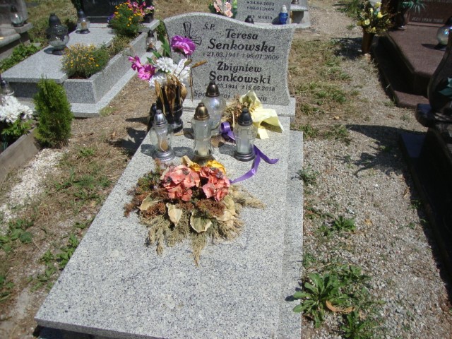 Grób Zbigniew Senkowski