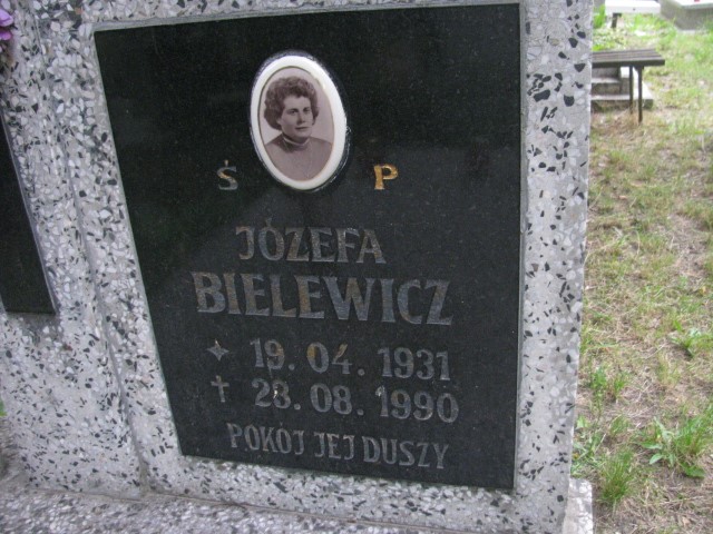 Teresa Bilewicz 1958 Legnica - Grobonet - Wyszukiwarka osób pochowanych