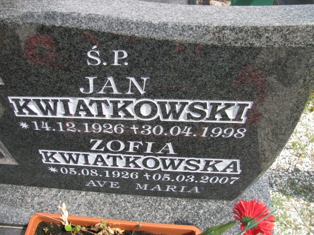 Jan Kwiatkowski 1926 Legnica - Grobonet - Wyszukiwarka osób pochowanych