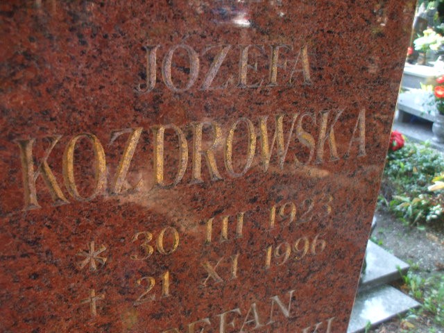 Józefa Kozdrowska 1923 Legnica - Grobonet - Wyszukiwarka osób pochowanych