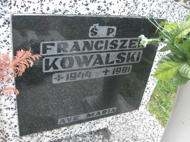 Zenona Kowalska 1948 Legnica - Grobonet - Wyszukiwarka osób pochowanych