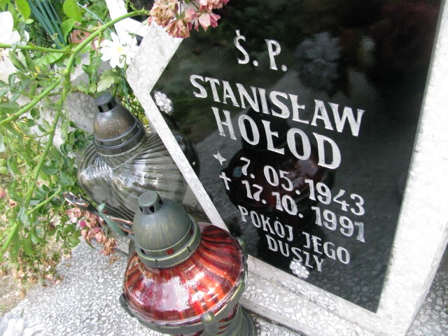 Dariusz Hołod 1967 Legnica - Grobonet - Wyszukiwarka osób pochowanych