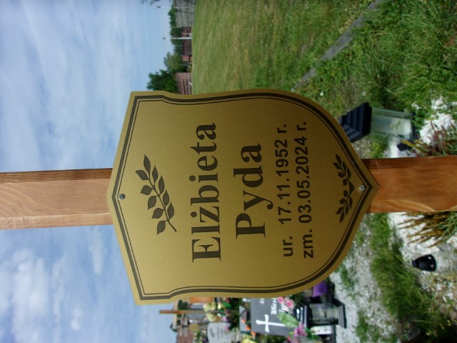 Elżbieta Pyda 1952 Legnica - Grobonet - Wyszukiwarka osób pochowanych