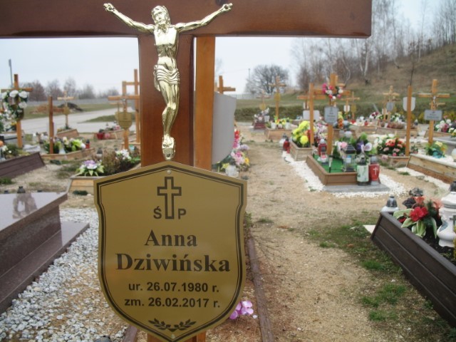 Wojciech DZIWIŃSKI 1978 Legnica - Grobonet - Wyszukiwarka osób pochowanych