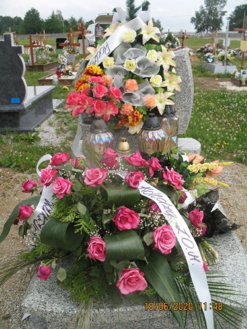 Lidia WITIAK 1927 Legnica - Grobonet - Wyszukiwarka osób pochowanych