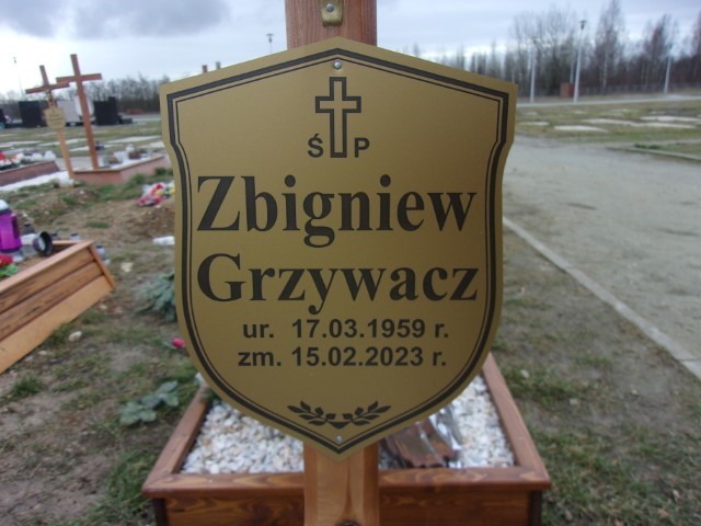 Zbigniew Grzywacz 1959 Legnica - Grobonet - Wyszukiwarka osób pochowanych