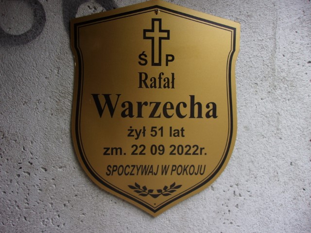 Rafał Warzecha 1971 Legnica - Grobonet - Wyszukiwarka osób pochowanych