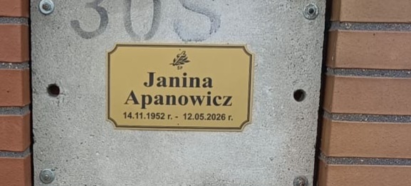 Janina Apanowicz 1952 Legnica - Grobonet - Wyszukiwarka osób pochowanych